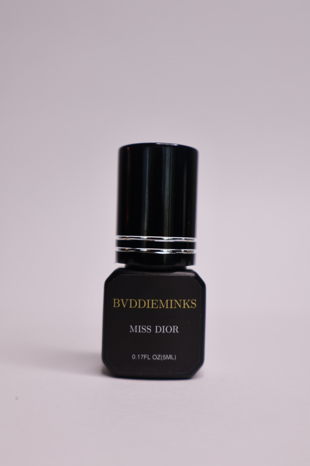 MISS DIOR – Ultra-Bond Lash Adhesive